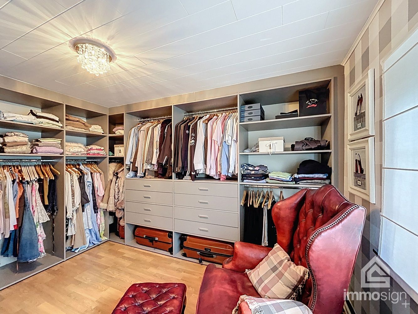 Landelijk wonen in Oudsbergen, omringd door weiland met paardenstallen! foto 14
