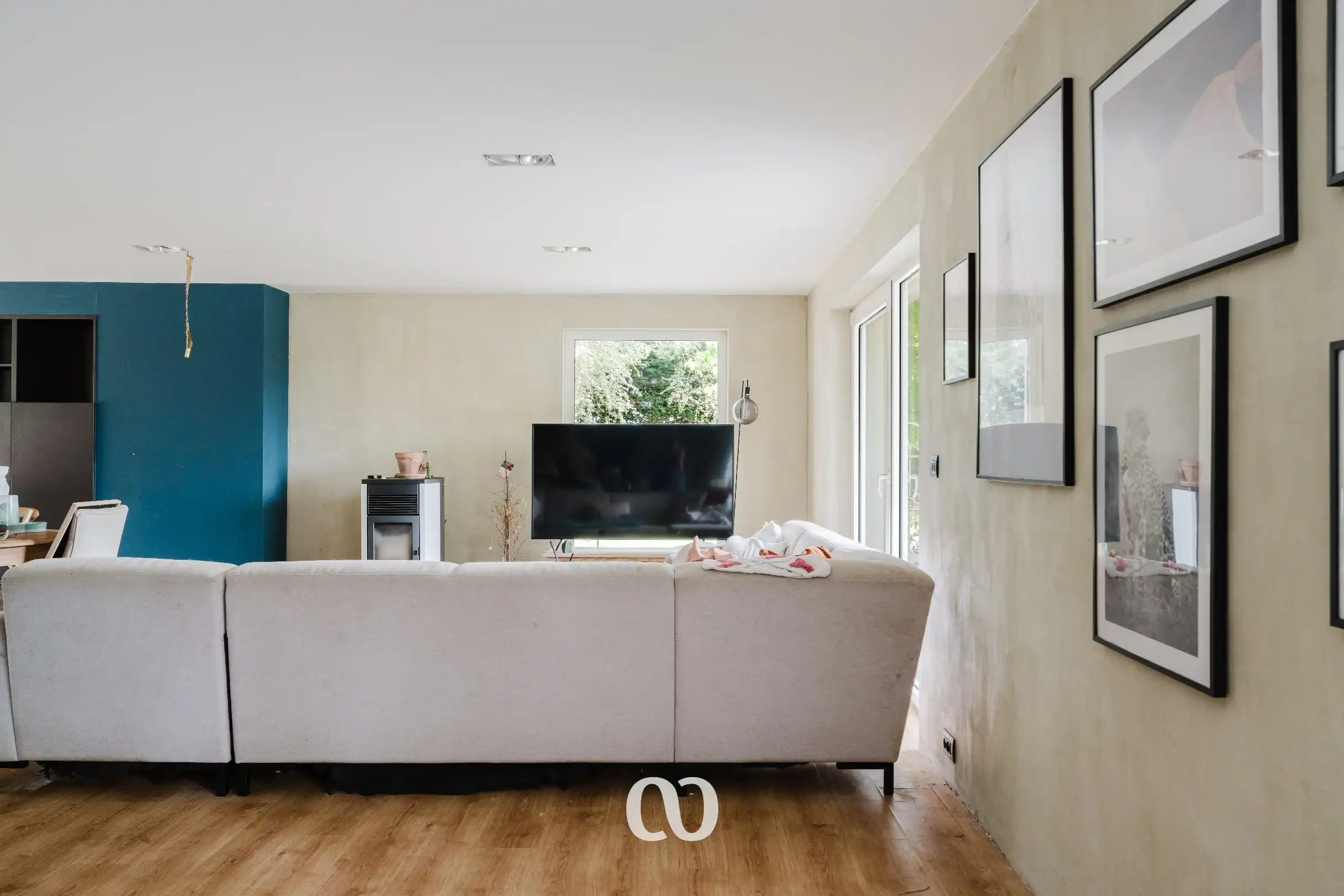 Ruime woning op 6.095 m² met uitstekende bereikbaarheid in Kruishoutem foto 8