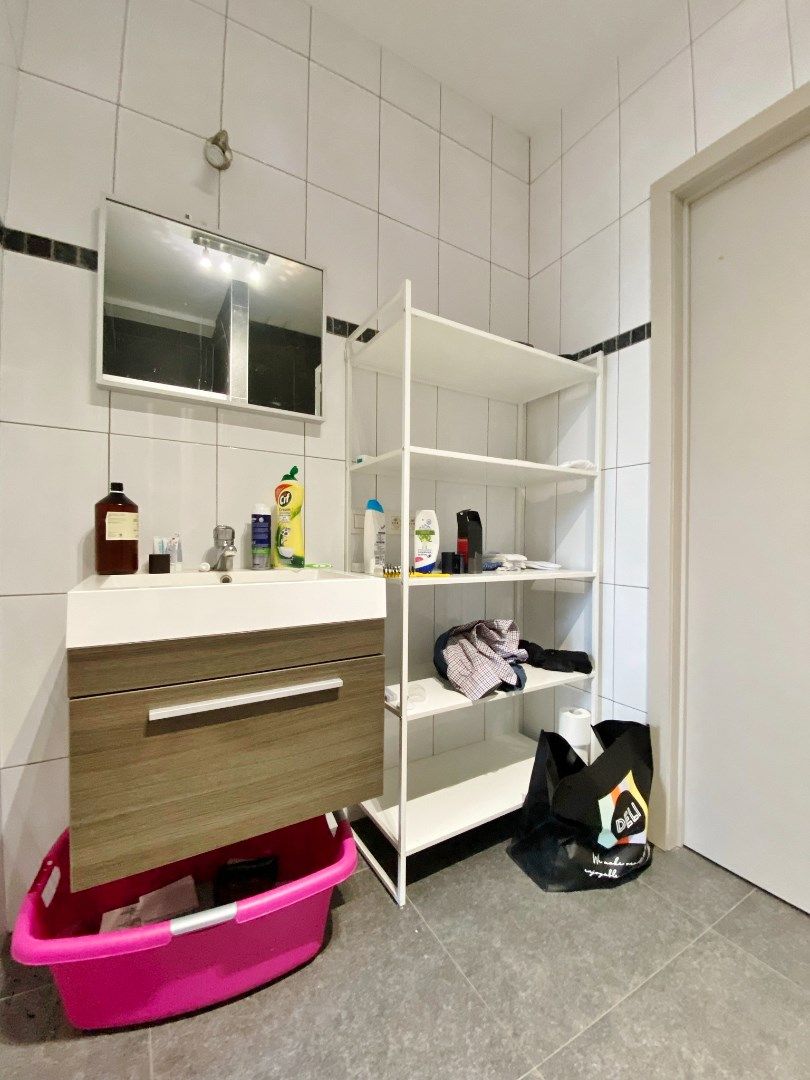 Bemeubeld appartement met terras op centrale ligging foto 8