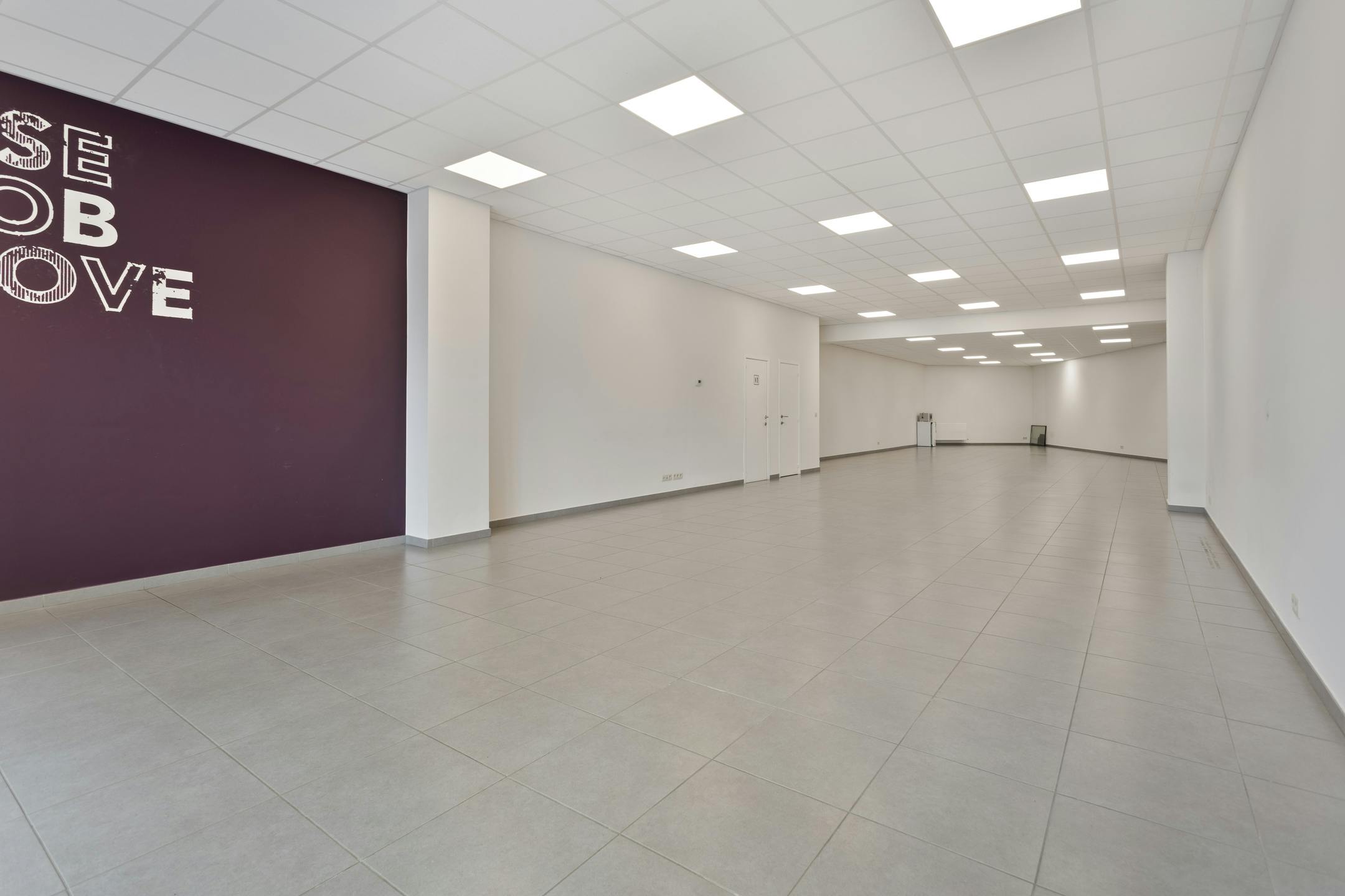 goed gelegen handelspand van 158m² te koop in Herentals foto 3