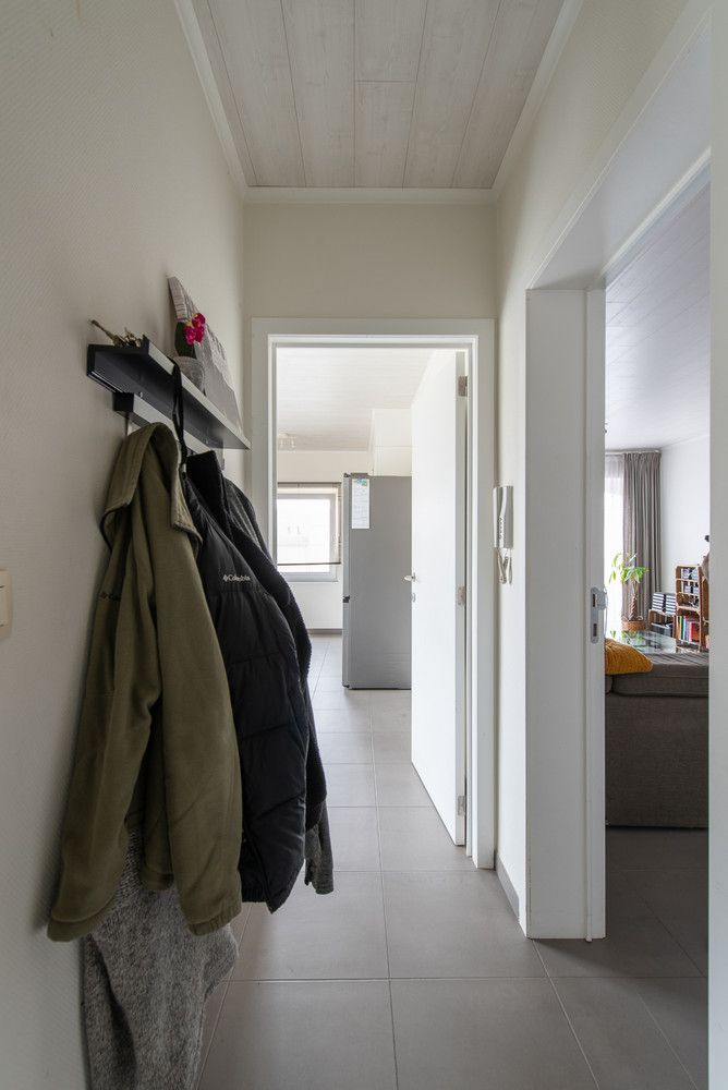 Gebouw bestaande uit een handelsgelijkvloers en 2 appartementen! foto 4