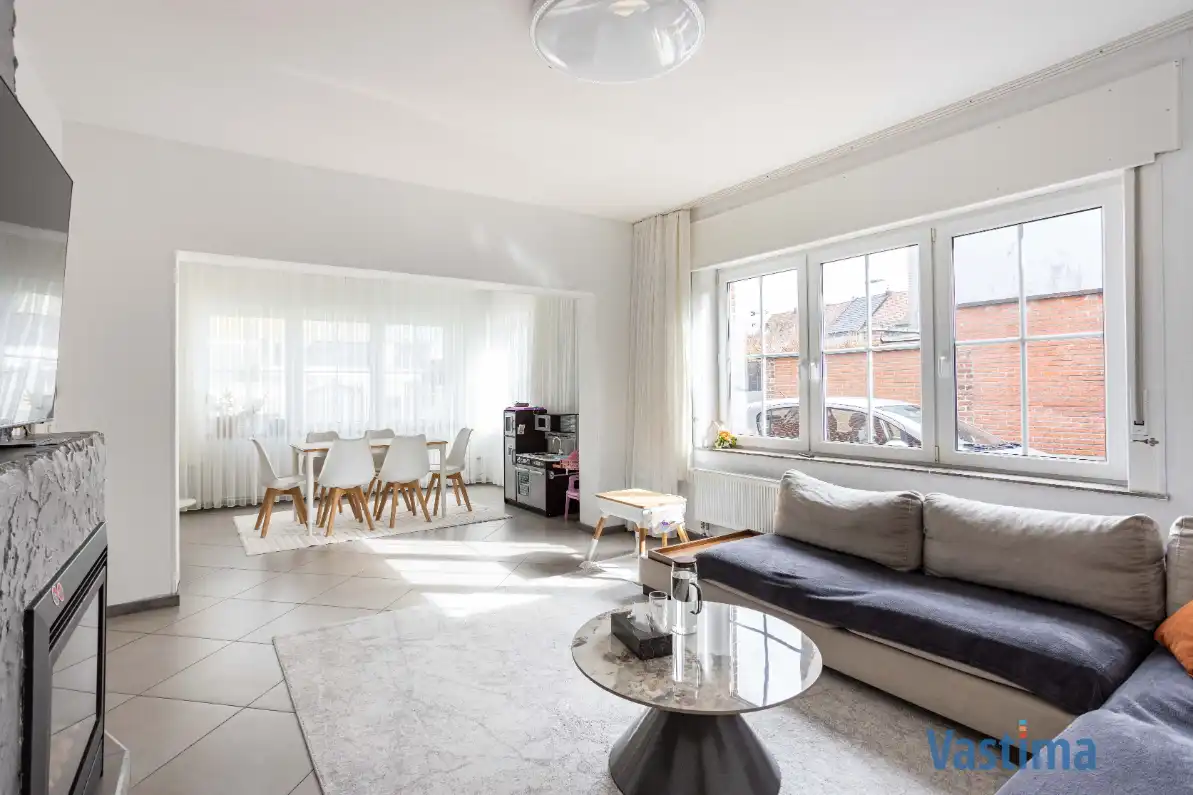 Rustige gelegen gezinswoning met tuin foto 8