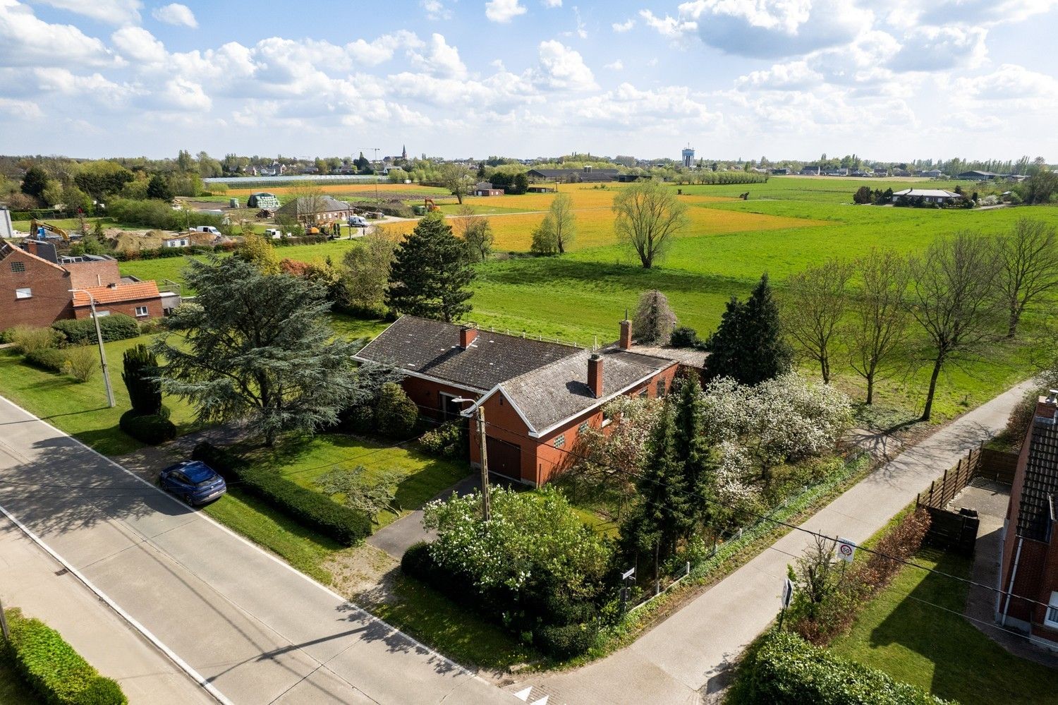 Landelijke woning met 3 slpkrs en tuin op perceel van 1998 m² te Putte