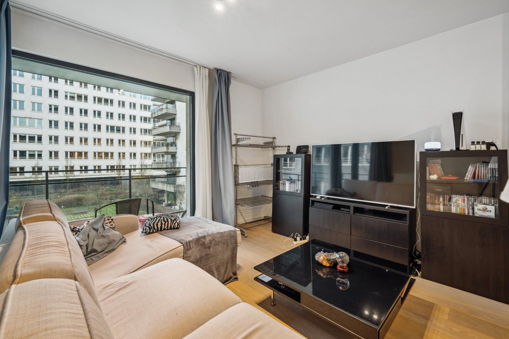 Spacious 3 bedroom apartment with garden view foto 10