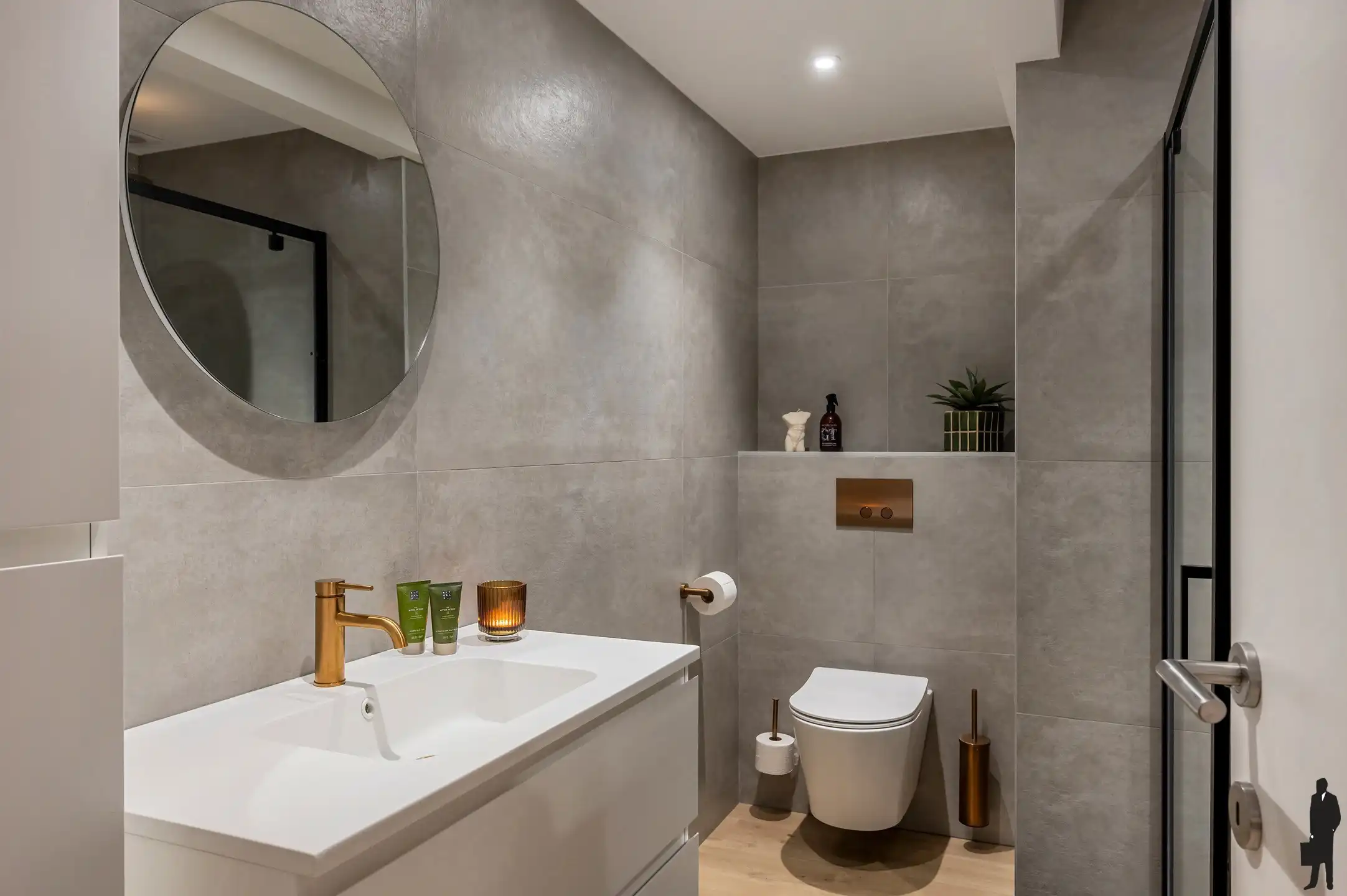 Appartement/woning met kantoor/praktijk! foto 14