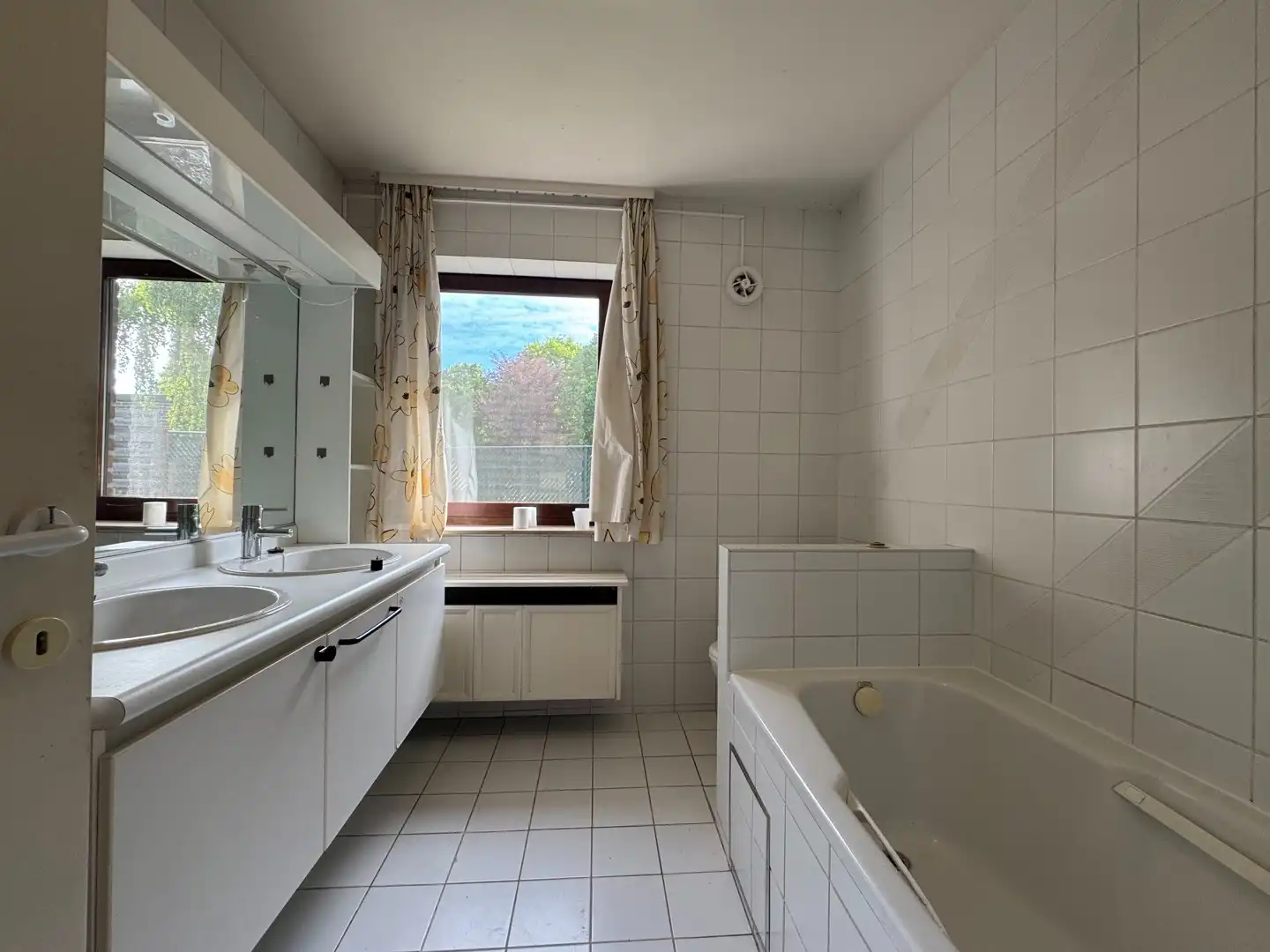 Gelijkvloerse woning met 3 slaapkamers te huur in Diepenbeek foto 12