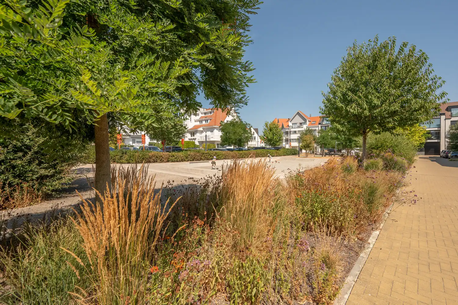 Prachtig gerenoveerd appartement vlak bij het Astridplein in Duinbergen foto 34