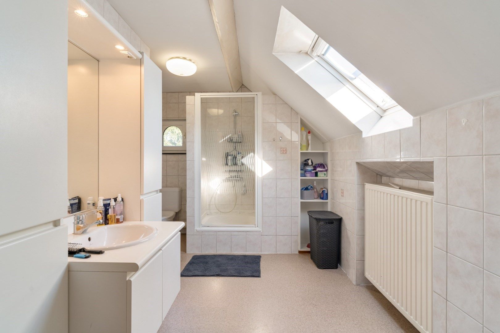 Duplexappartement (189 m²) met overdekt terras en garage in een statige herenwoning in het centrum van Hoeselt foto 18