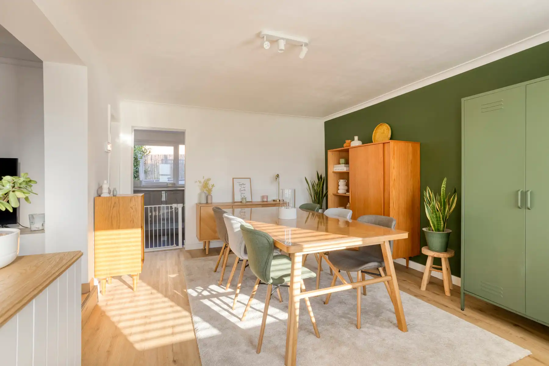 Charmante en volledig gerenoveerde woning  foto 4