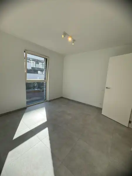 - VERKOCHT - Modern nieuwbouwappartement in Genk-Centrum foto 4