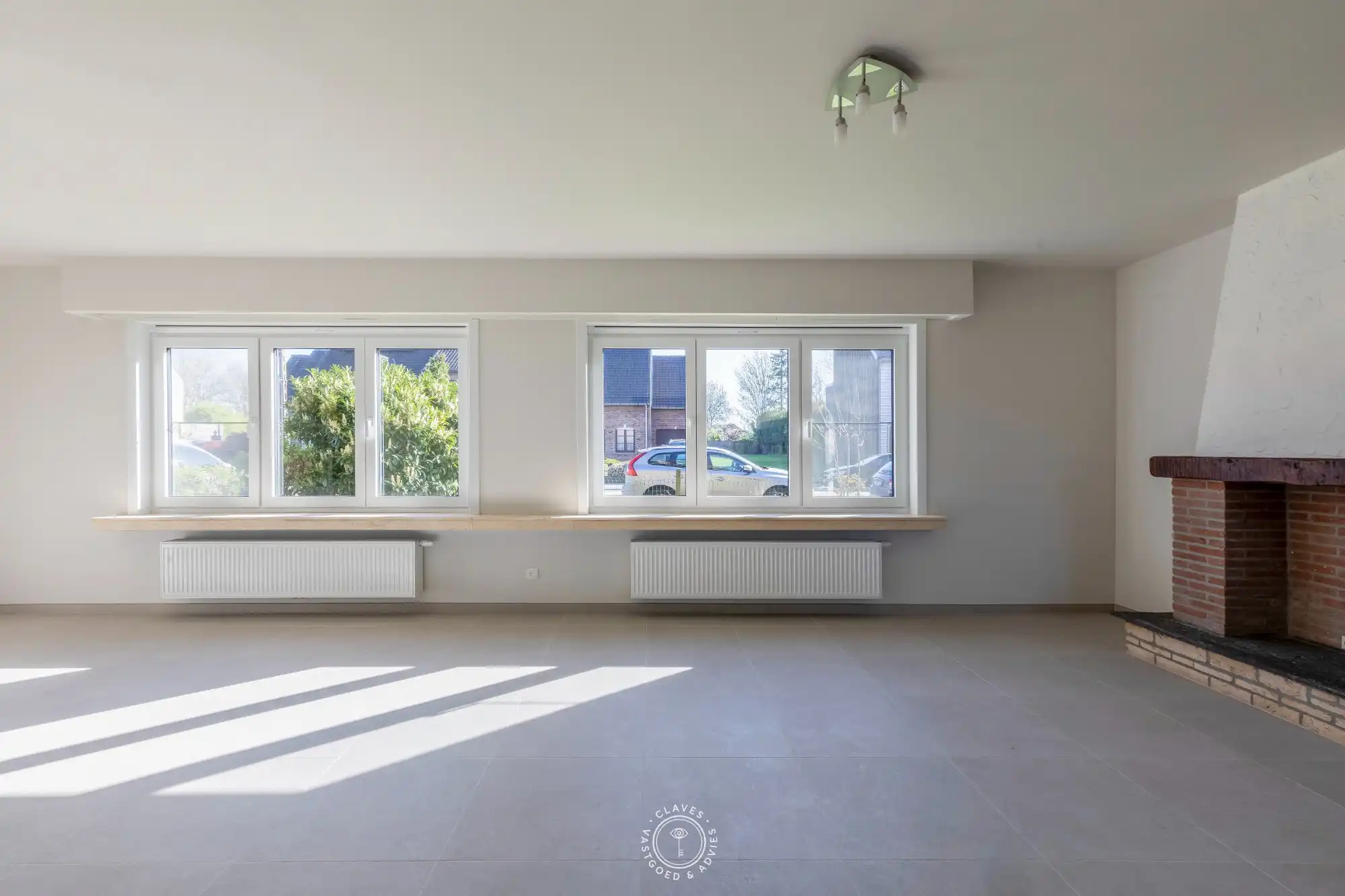 Ruim gelijkvloers appartement van 134 m² met tuin en garagebox foto 2