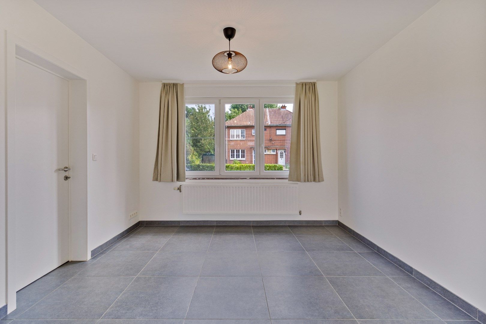 Te huur LEMBEEK: Gerenoveerde woning 2 slpk, bureau en tuin foto 8