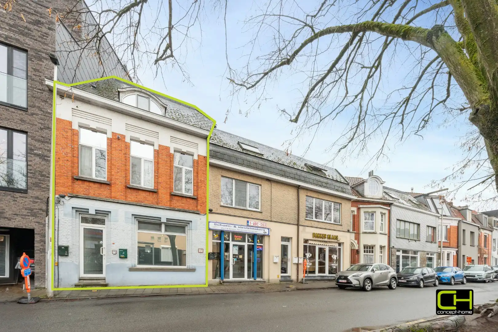 Appartementsgebouw met twee appartementen te koop in Mariakerke foto {{pictureIndex}}