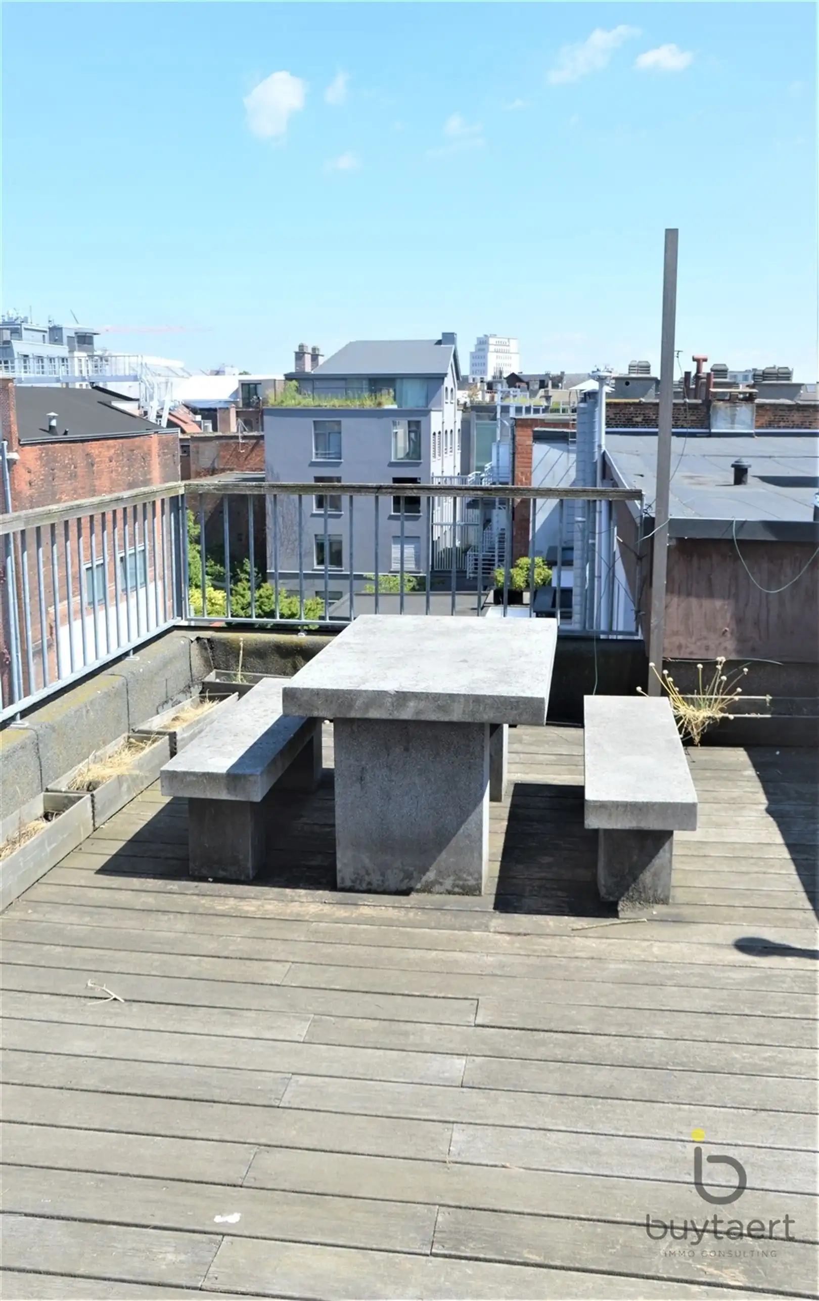 Een lichte ruime op Top locatie gelegen studio met prachtig terras! foto 12