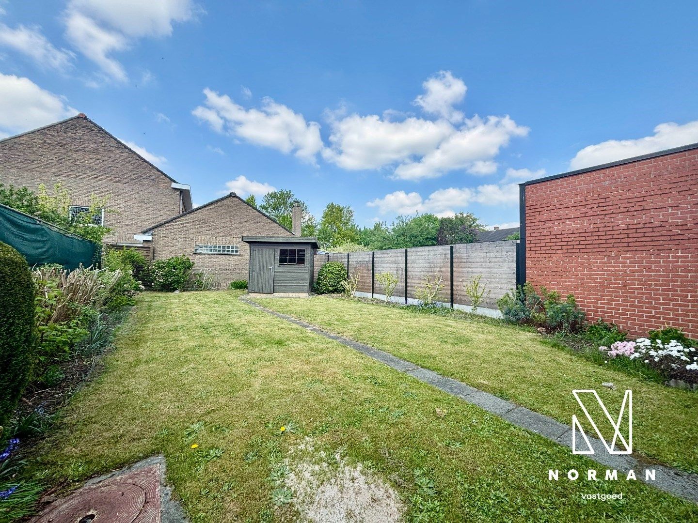 Stevige woning met 3 slpk op mooie locatie in Kuurne! foto 5
