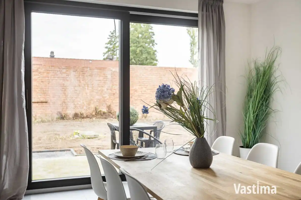 Nieuwbouw gesloten woning met 3 slaapkamers, garage en tuin foto 7