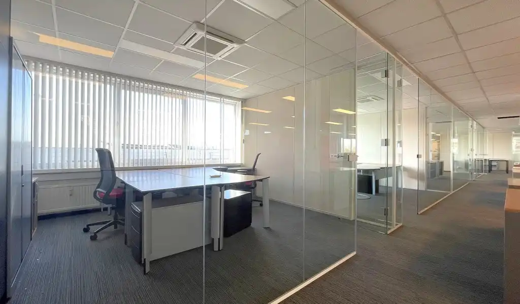 Kantoorruimte te huur in Maritime House foto 7