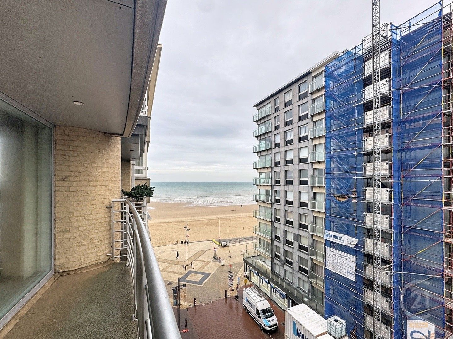 Aangenaam appartement met zijdelings zeezicht én ruim terras in Middelkerke foto {{pictureIndex}}