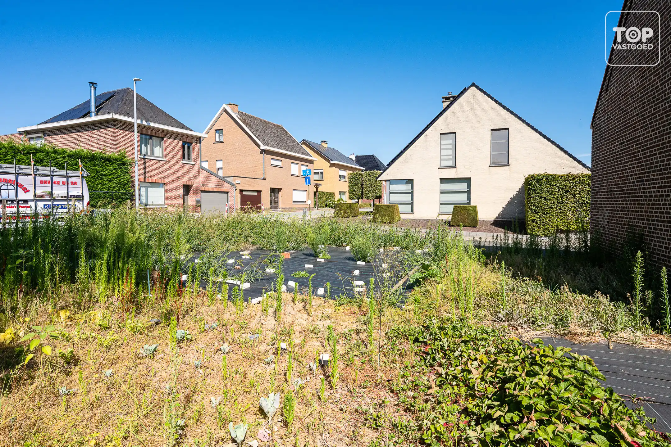 Bouwgrond voor half open bebouwing op toplocatie foto 6
