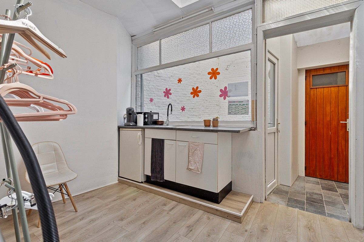 HERENHUIS met HANDEL en WONING te BRUGGE foto 8