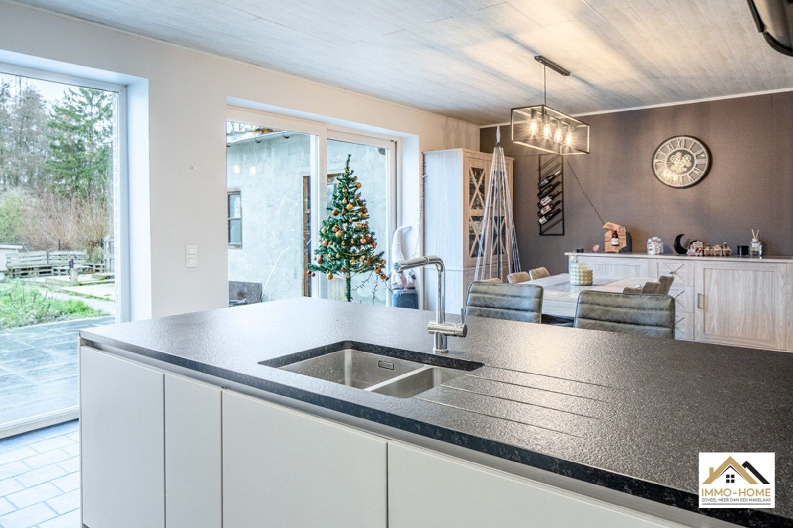 Instapklare woning met riante tuin op rustige ligging  foto 3