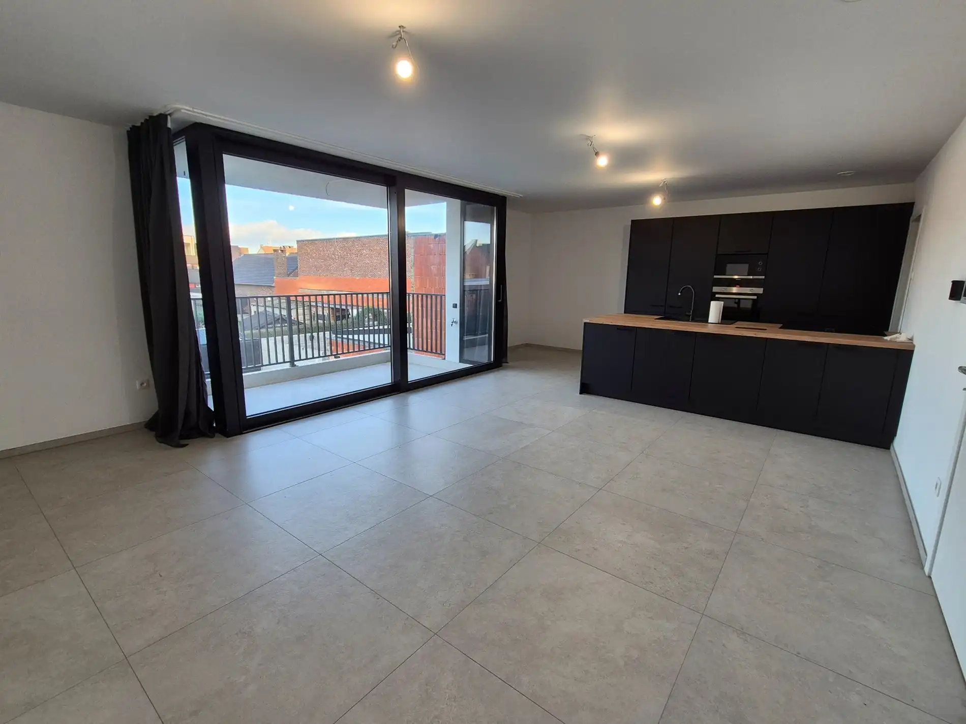 Nieuwbouw appartement met 3 slpkmrs, terras en parking foto 2