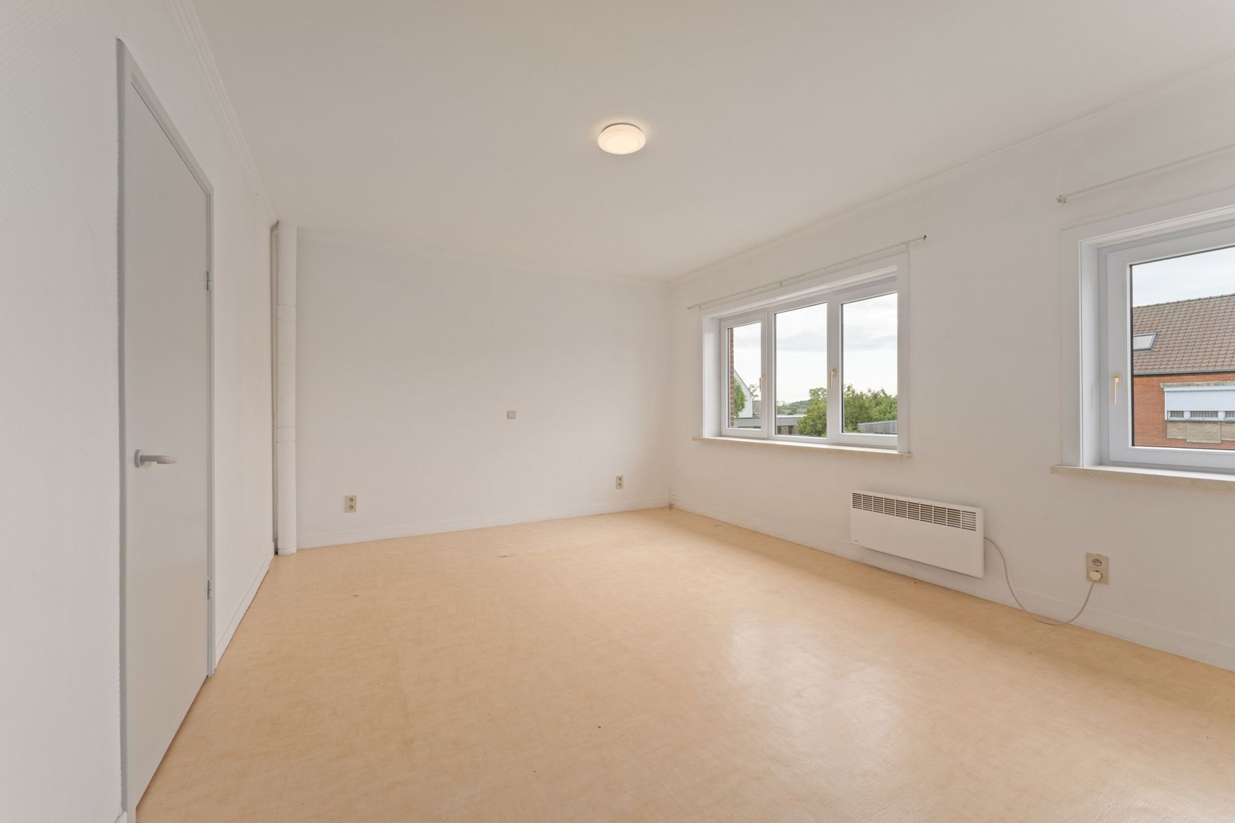 Ruime woning op centrale ligging foto 12