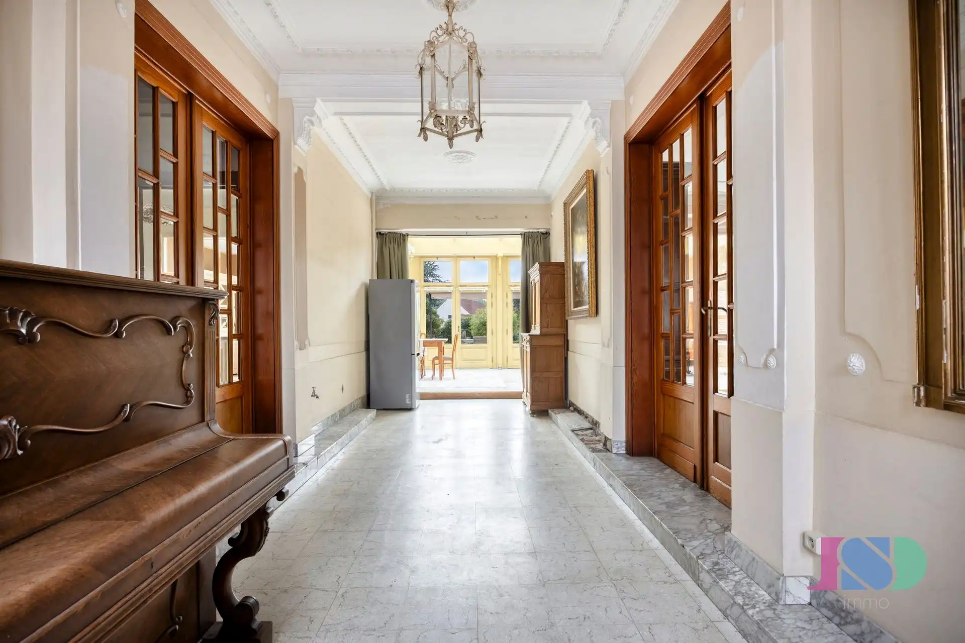 Karaktervolle woning met 8 kamers foto 2