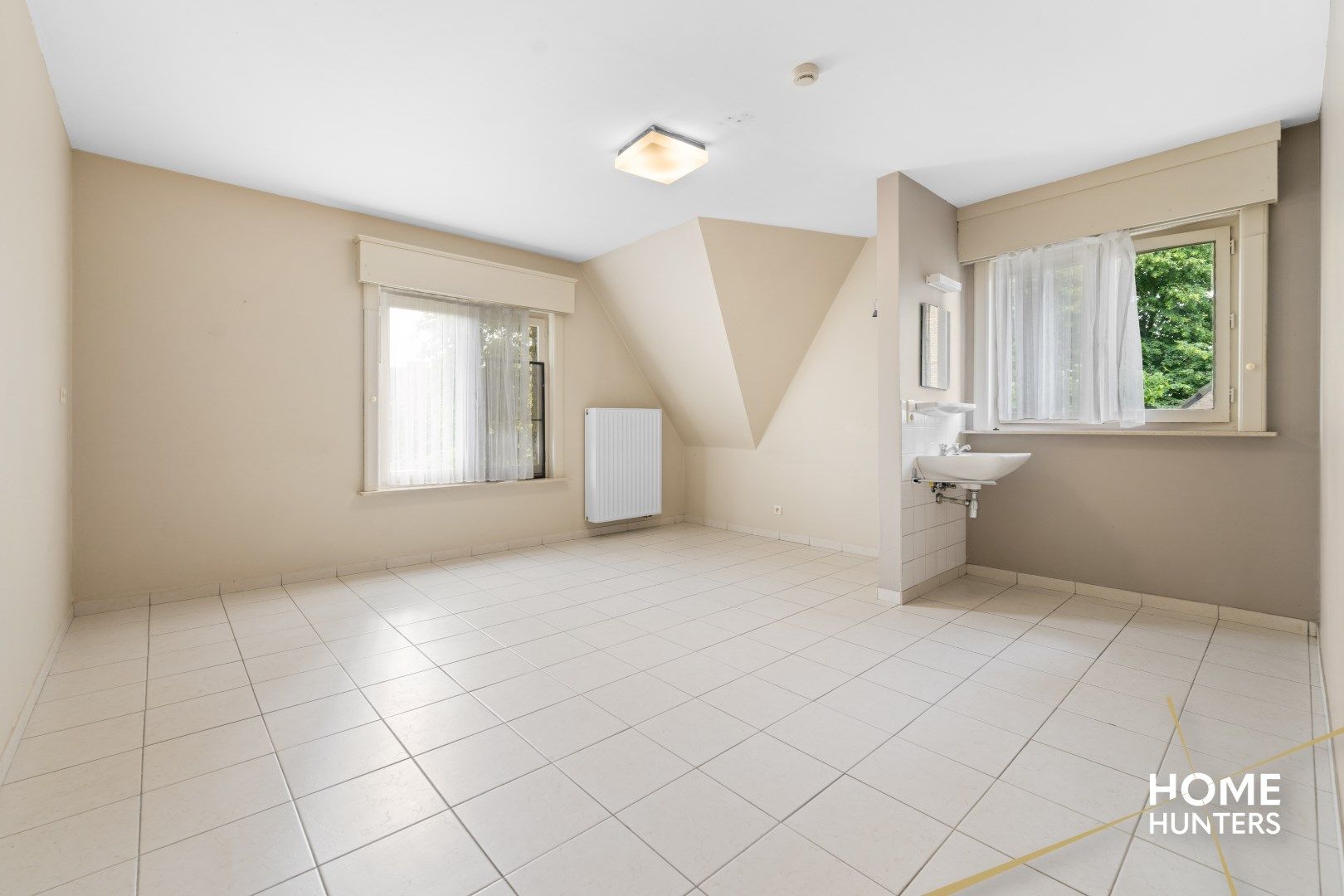 Charmante villa met 7 slaapkamers op een ruim perceel te Ieper foto 16