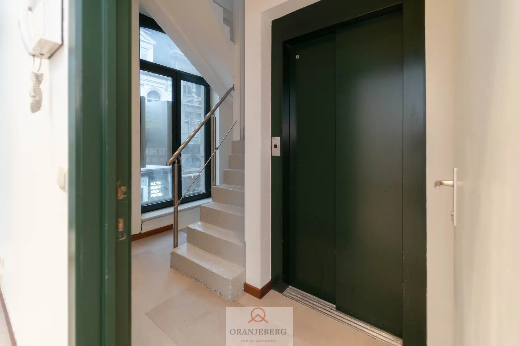 Commerciële ruimte te huur foto 6