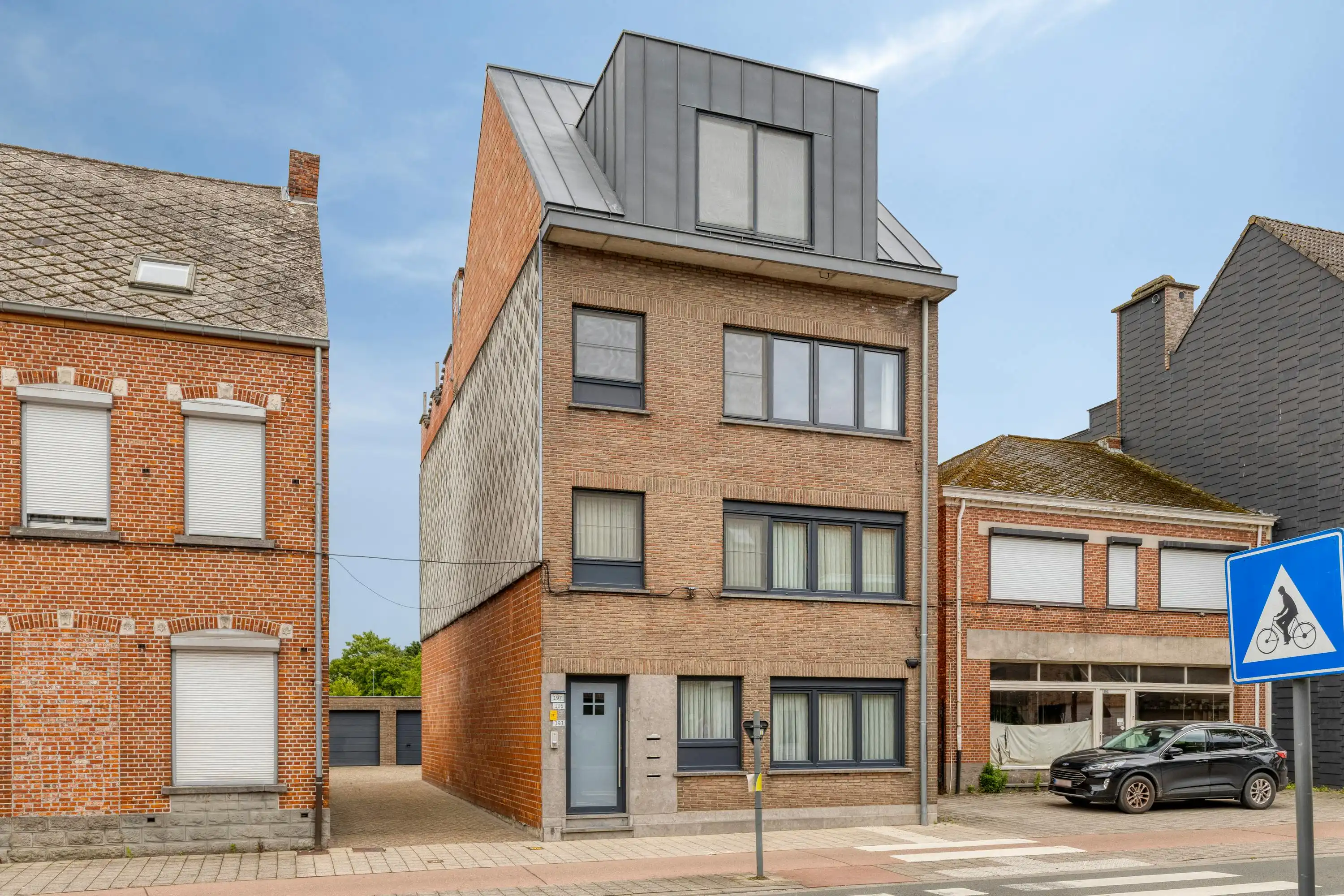 Instapklaar duplexappartement met ruim terras en garage  foto 33