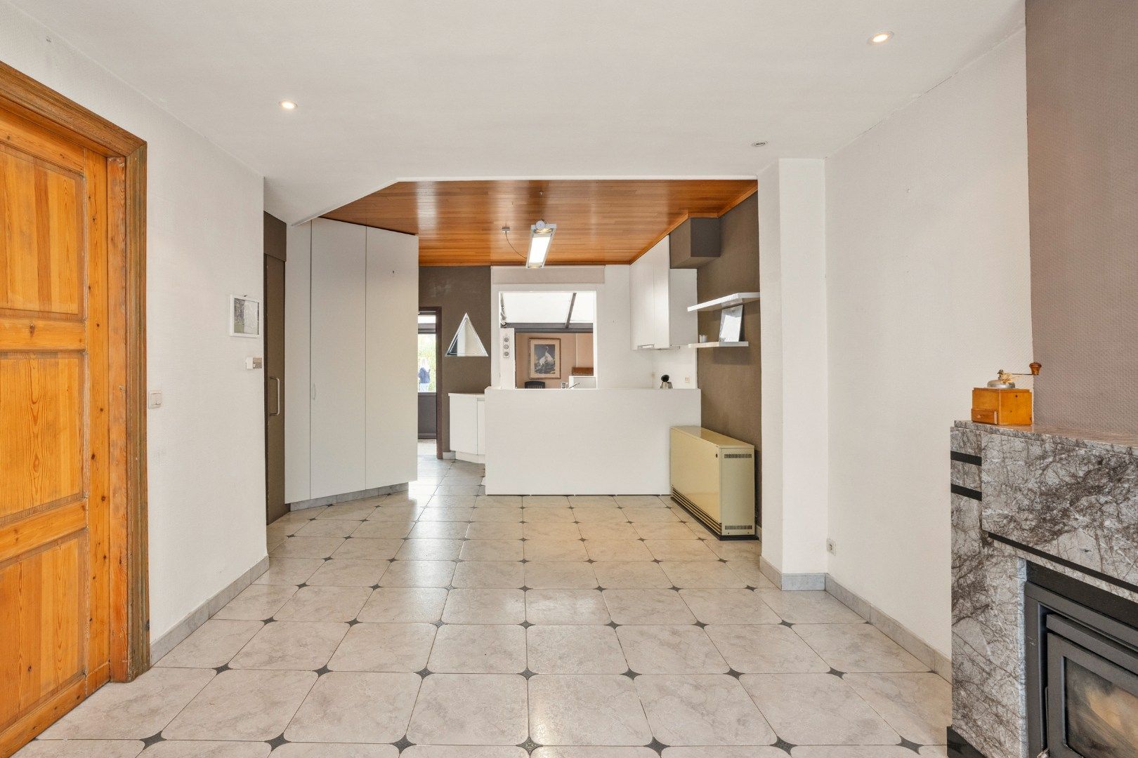 TE RENOVEREN WONING OP EEN PERCEEL VAN 559M² MET BOORDEVOL POTENTIEEL foto 9