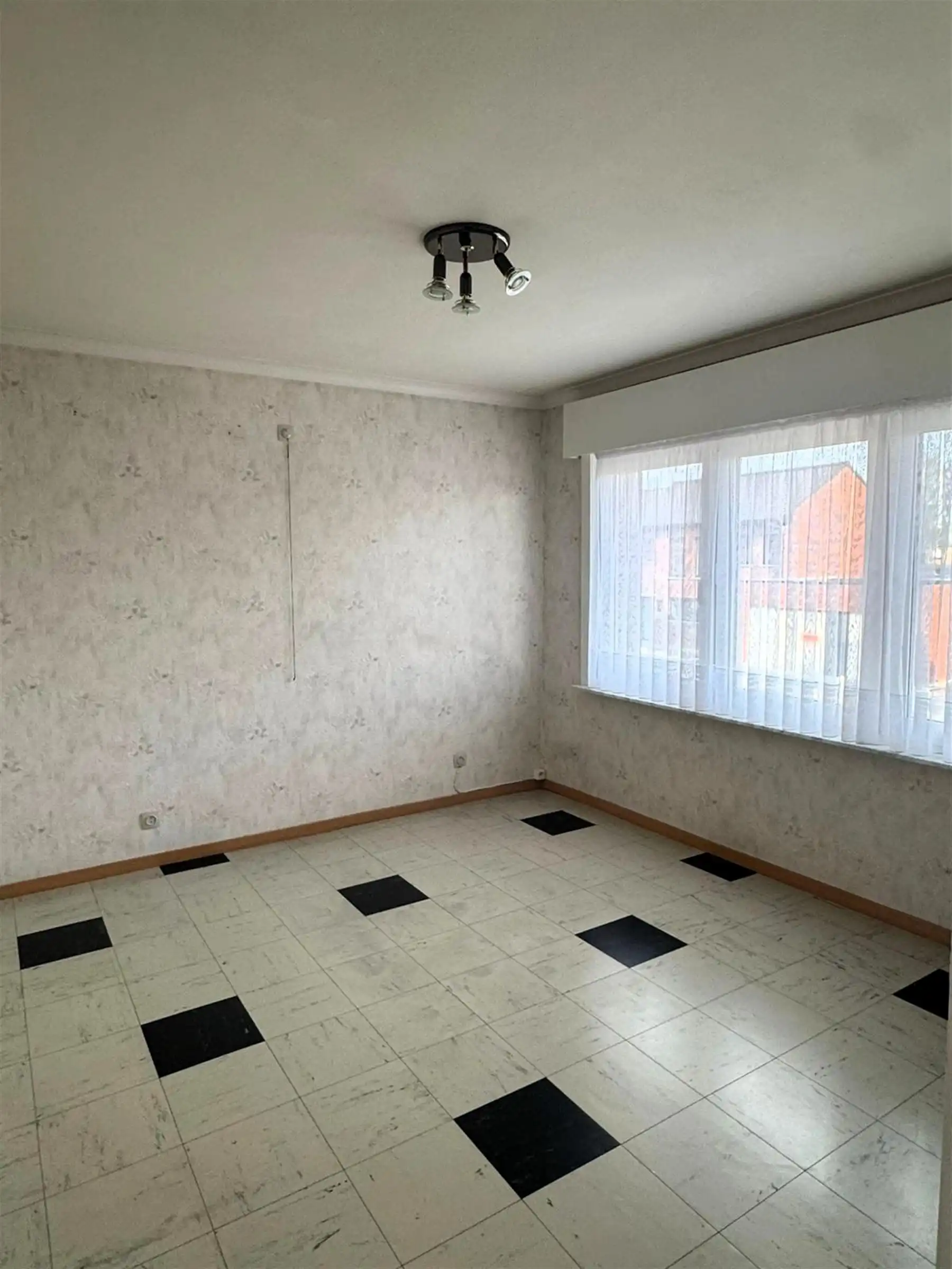 Rustig wonen in een doodlopende straat, met open zicht en een ruime tuin foto 7