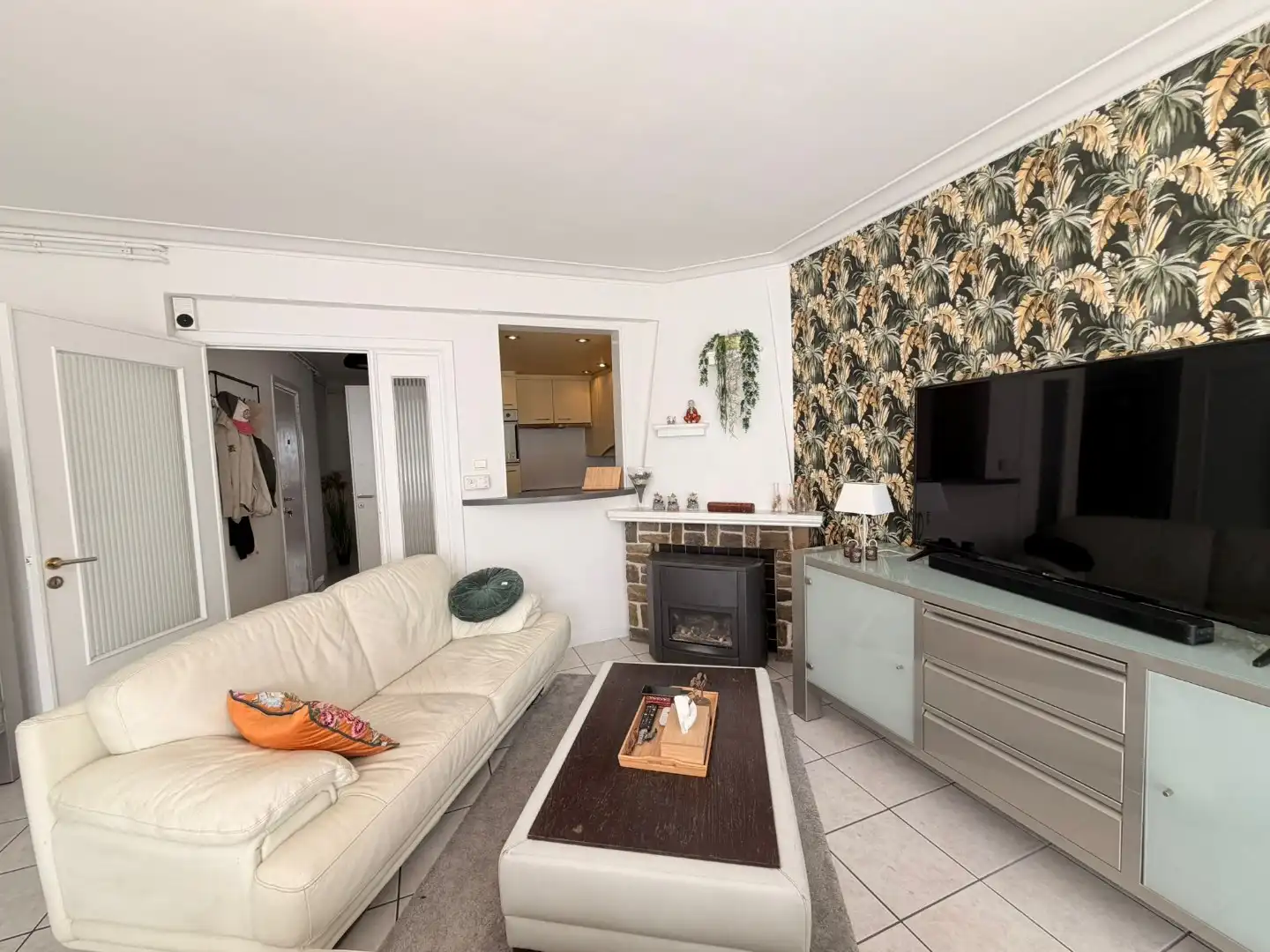 Instapklaar appartement op de hoogste verdieping, vlak achter de Zeedijk foto 3