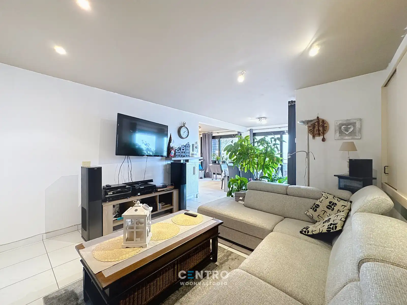 ENERGIEZUINIG appartement  met 2 slps én parkeerplaats! foto 3