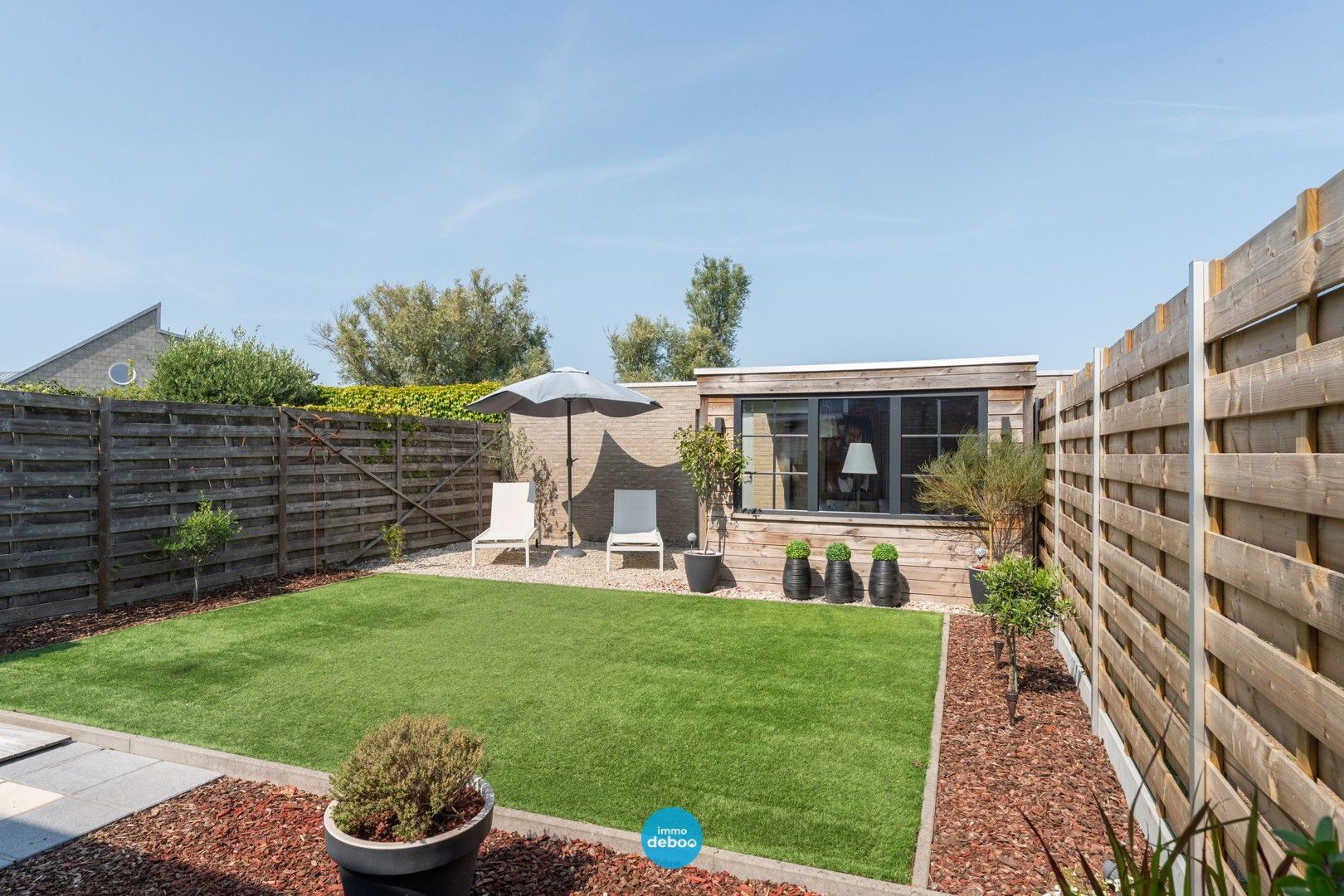 Verrassend ruime en instapklare woning te Stene foto 2