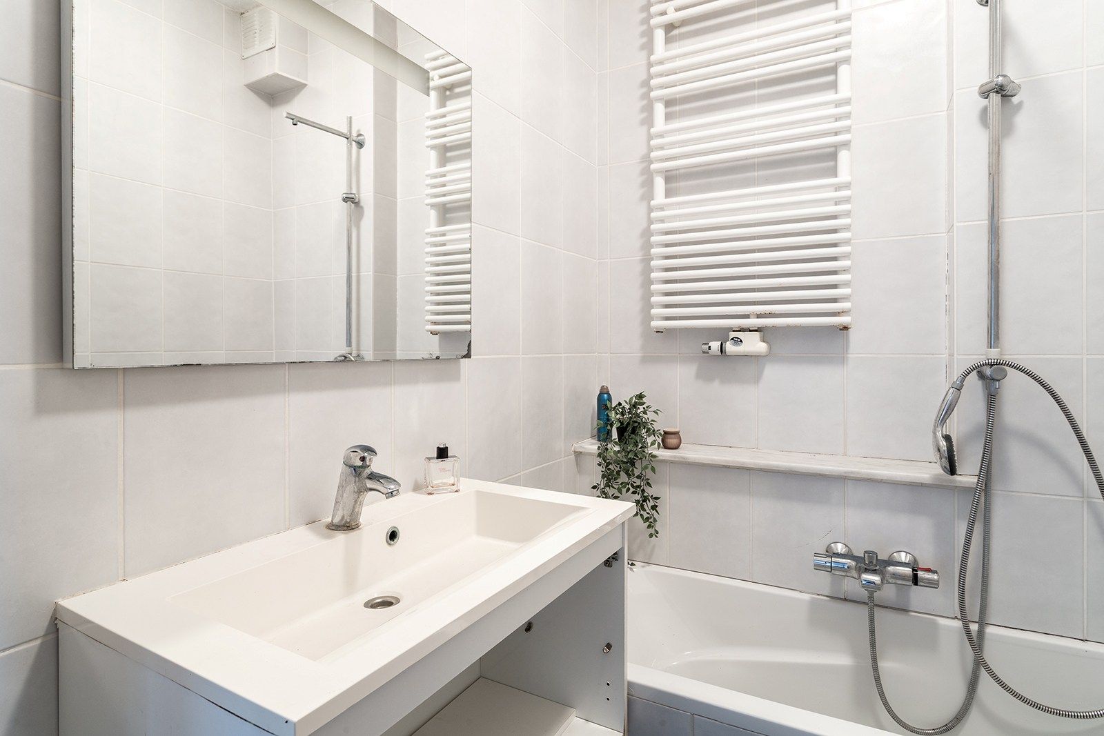 Lichtrijk 2-slaapkamerappartement in kleinschalig gebouw op Linkeroever foto 16