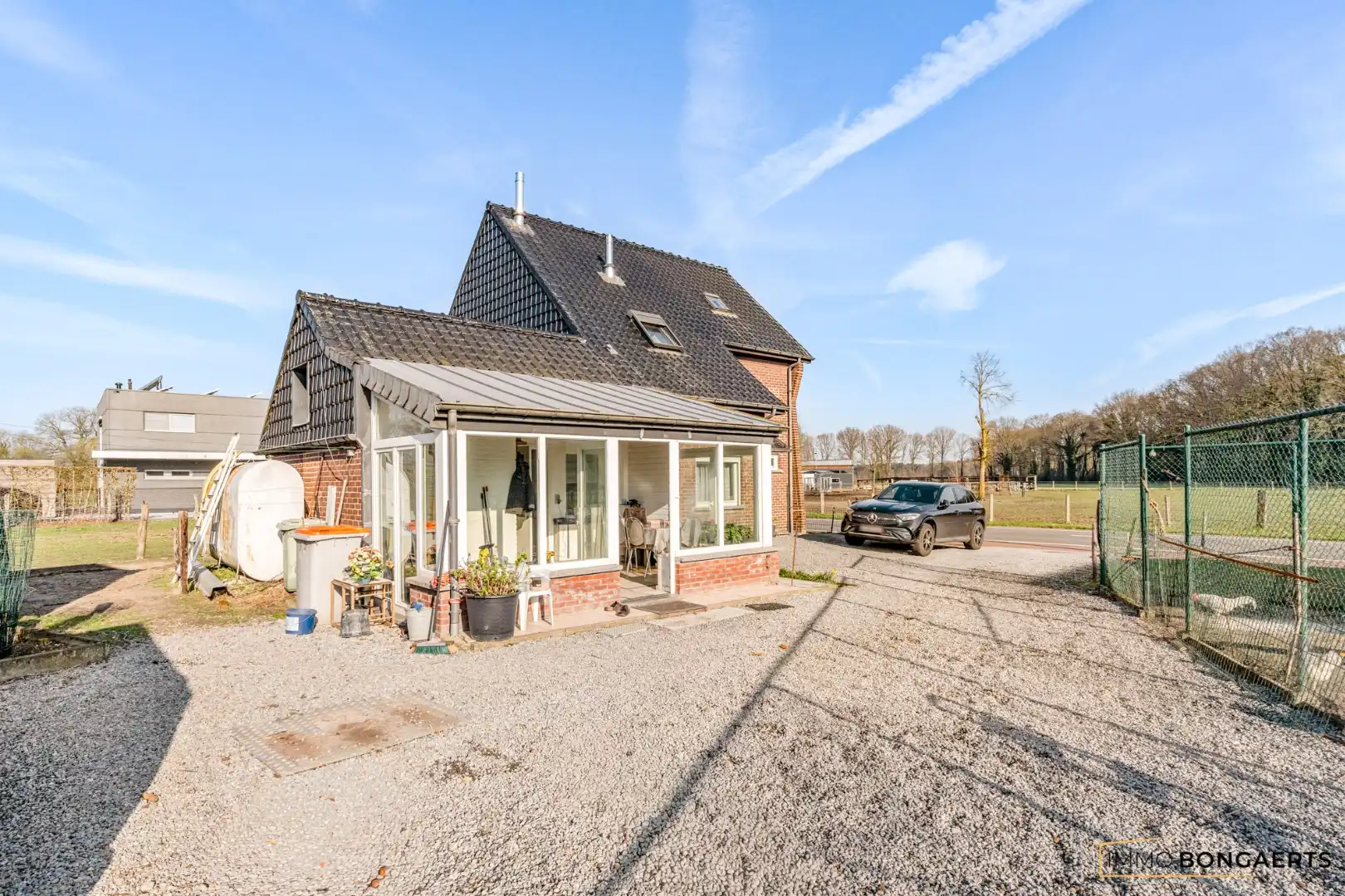 Te renoveren woning  foto 27