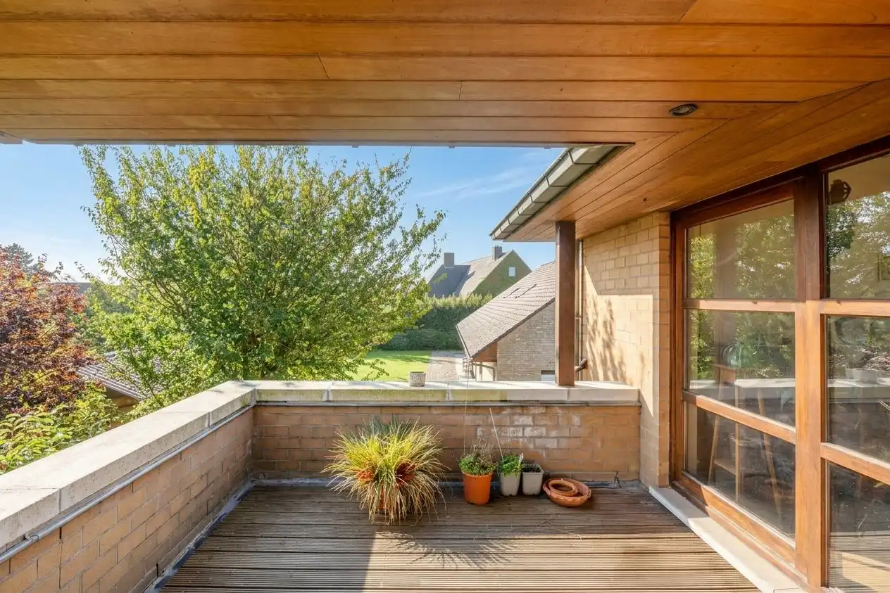 RUIME VILLA MET 340 M² BEW. OPP. AAN WOONPLEZIER, 3 ZONNETERRASSEN EN VOLLEDIG PRIVATE TUIN te Oostende ! foto 23