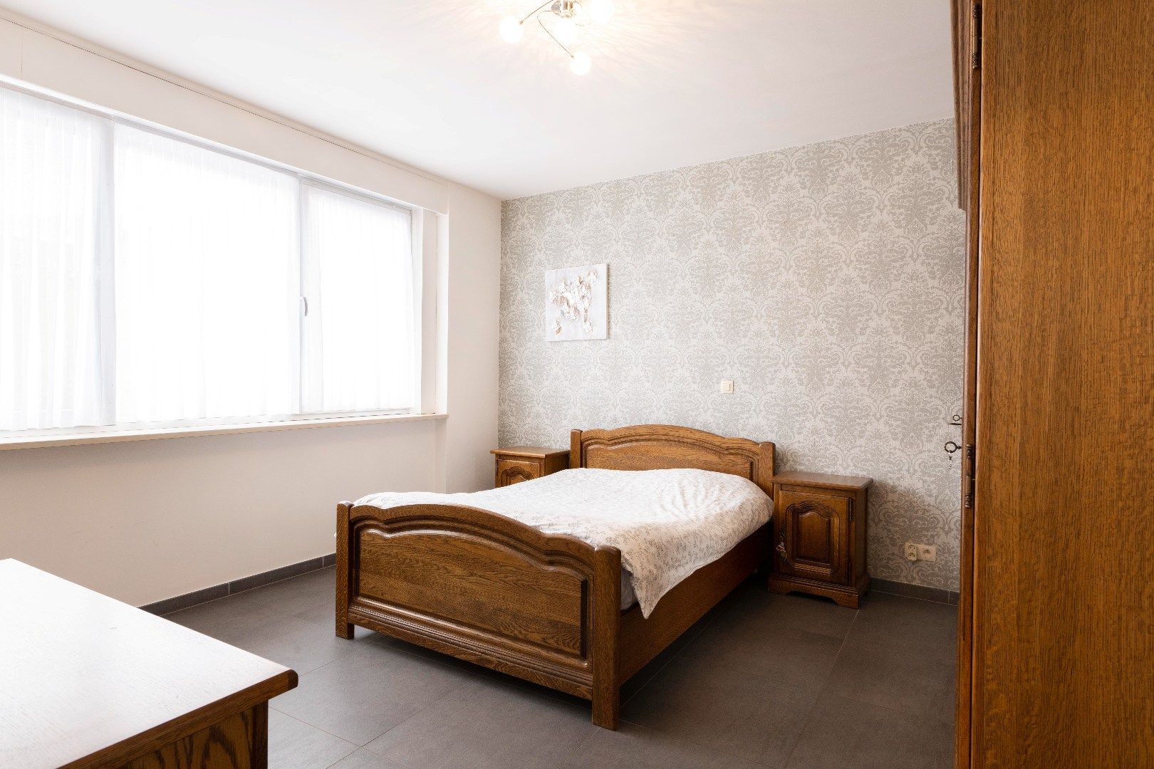 ZEER RUIM INSTAPKLAAR APPARTEMENT (130 m²) MET GARAGE EN RUIM TERRAS (60 m²) foto 9