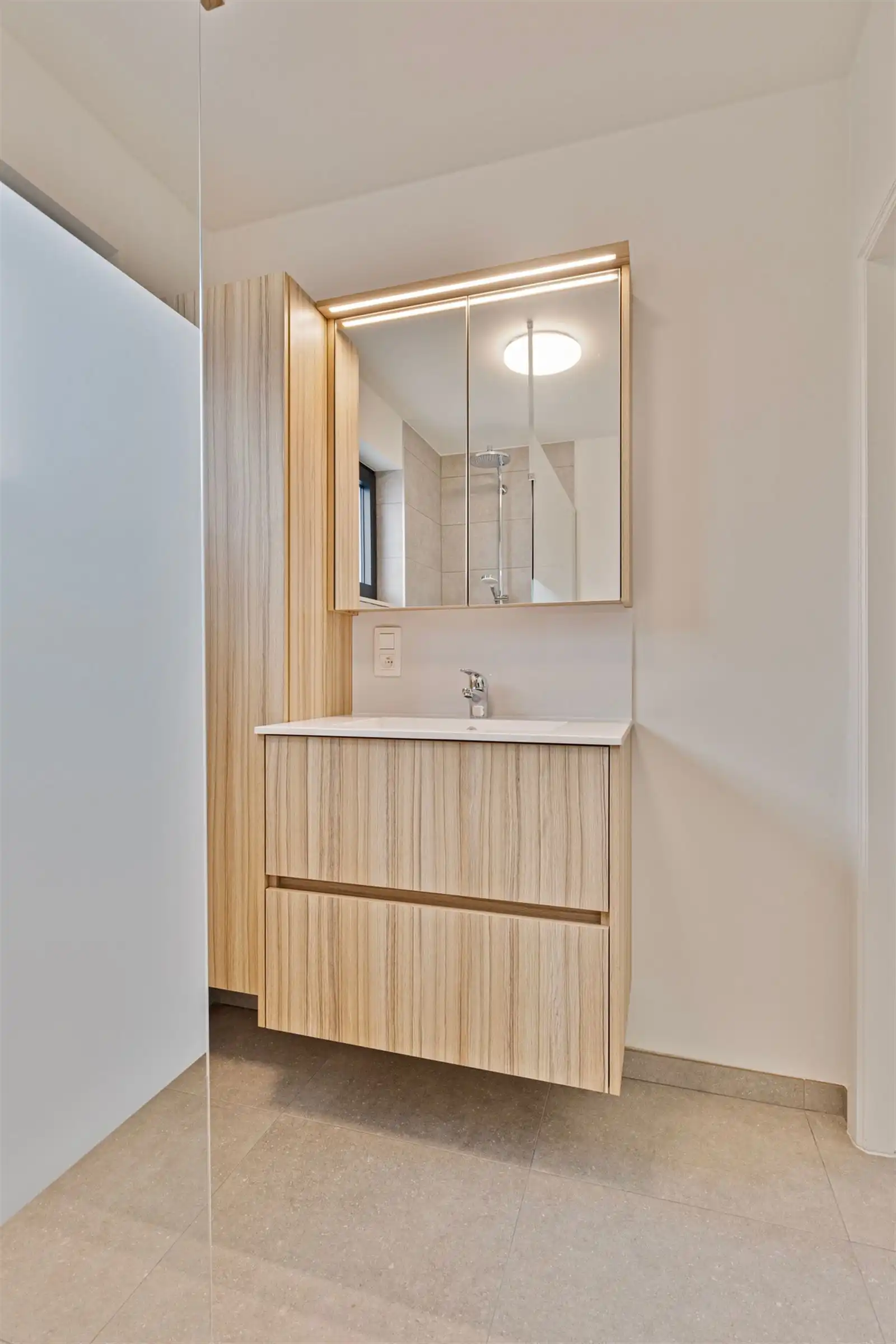 Gezellig 2-slaapkamer appartement in Edegem foto 13
