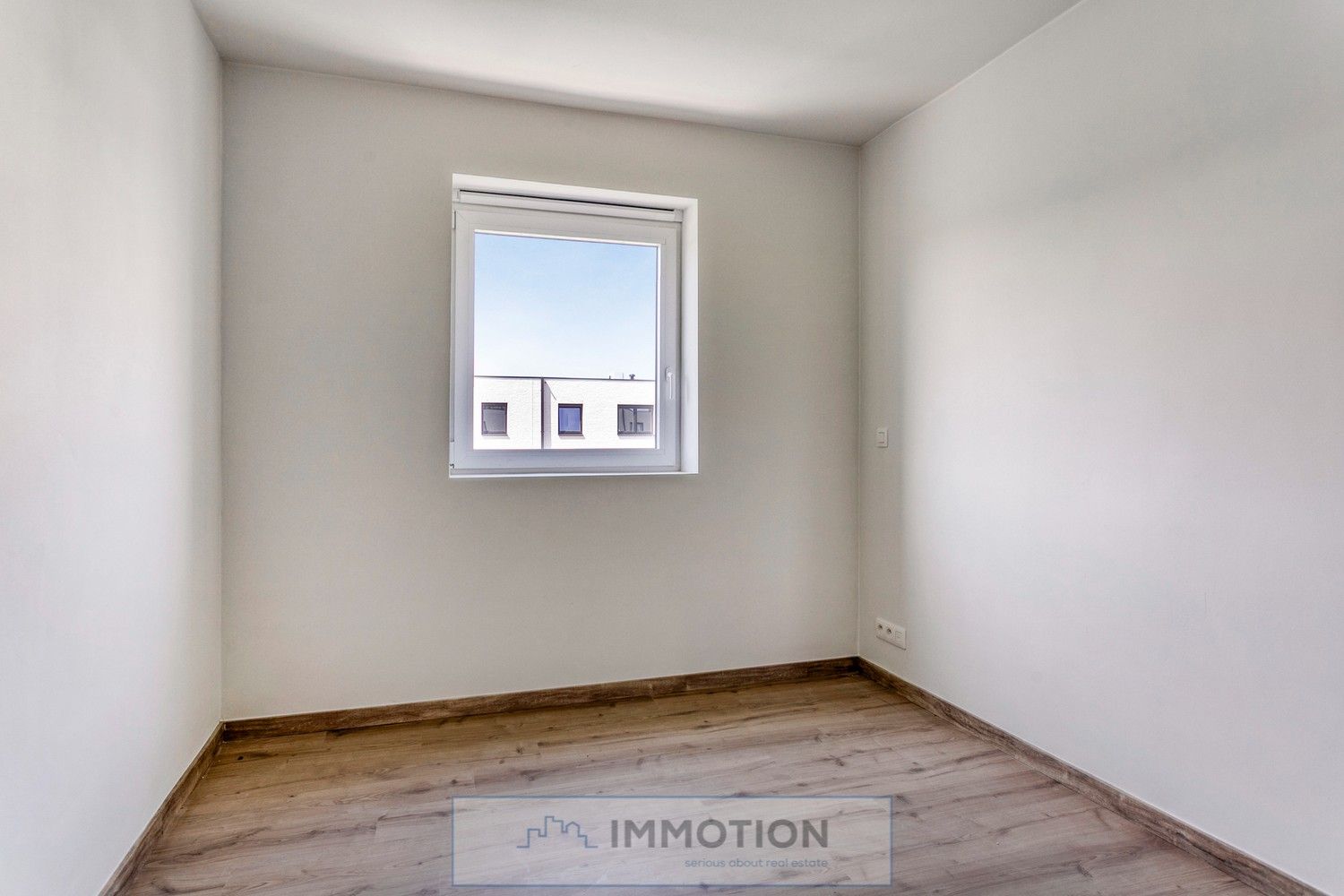 SEIZOENSWIJK - Investeer zorgeloos in knap wonen in Kuurne - lot 094M foto 15