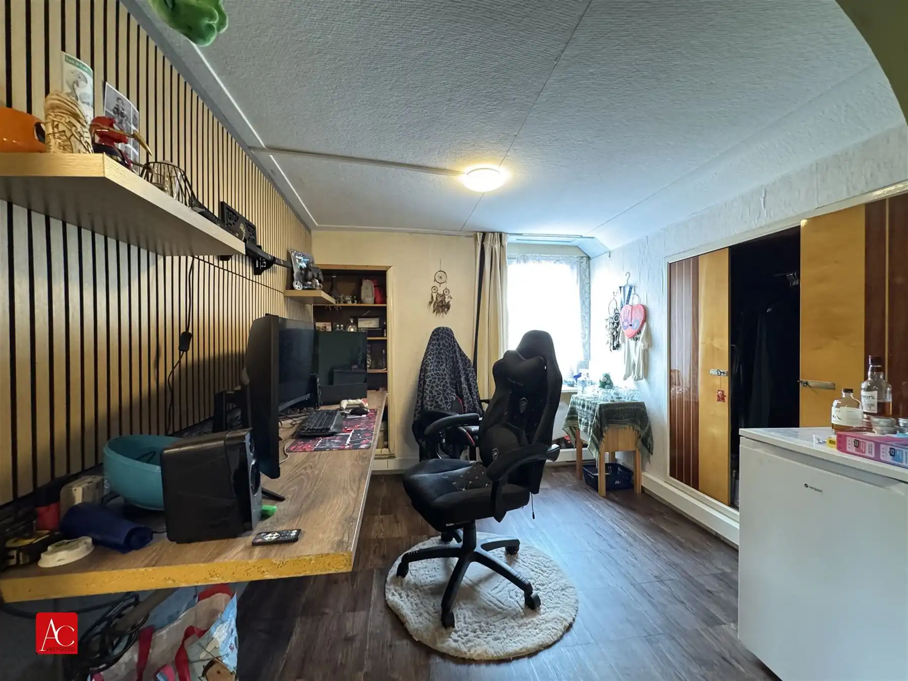 Gezinswoning met 5 slaapkamers en inpandige garage foto 17