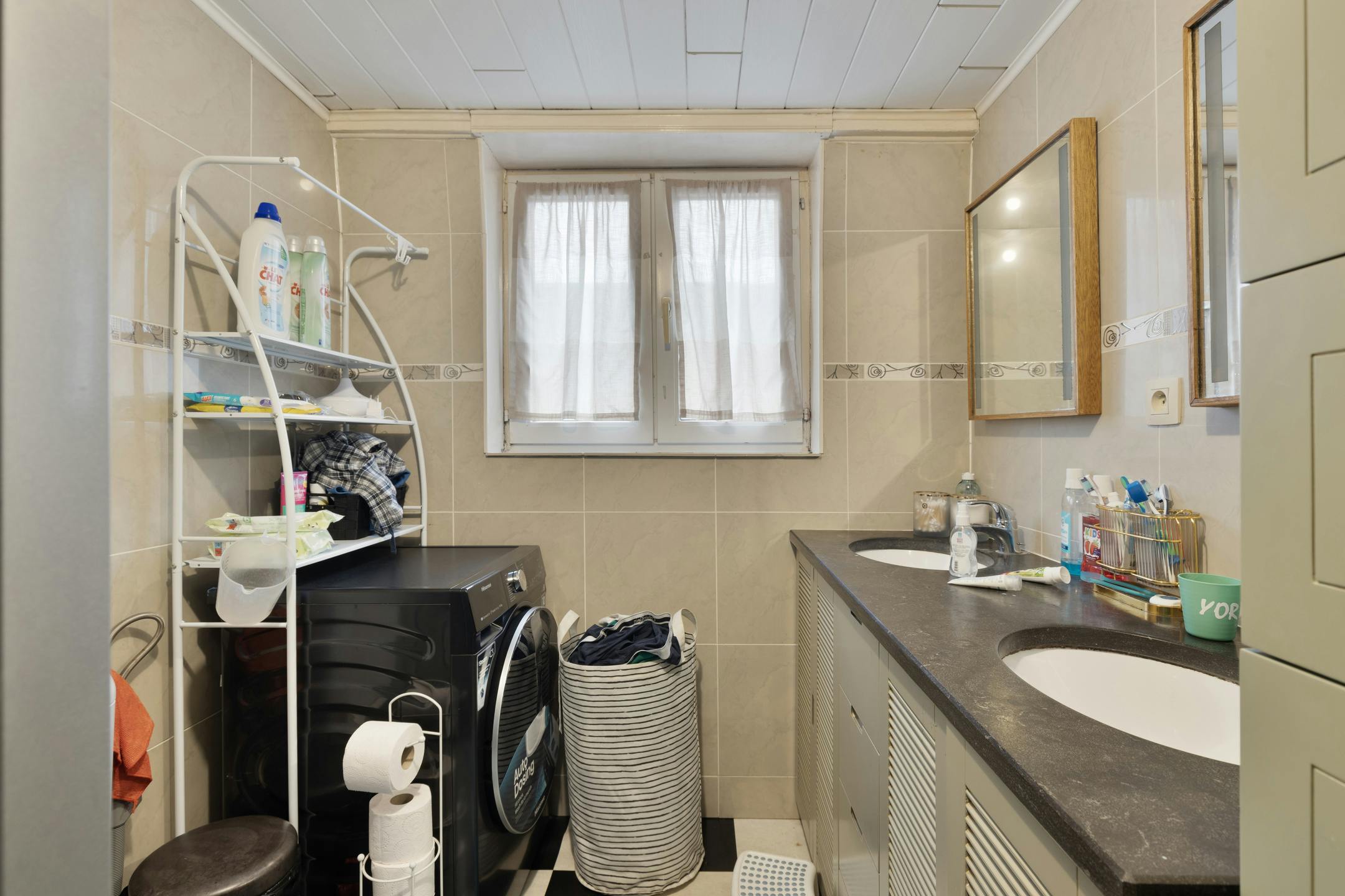 Huis met tal van mogelijkheden te koop in Strombeek-Bever  foto 16