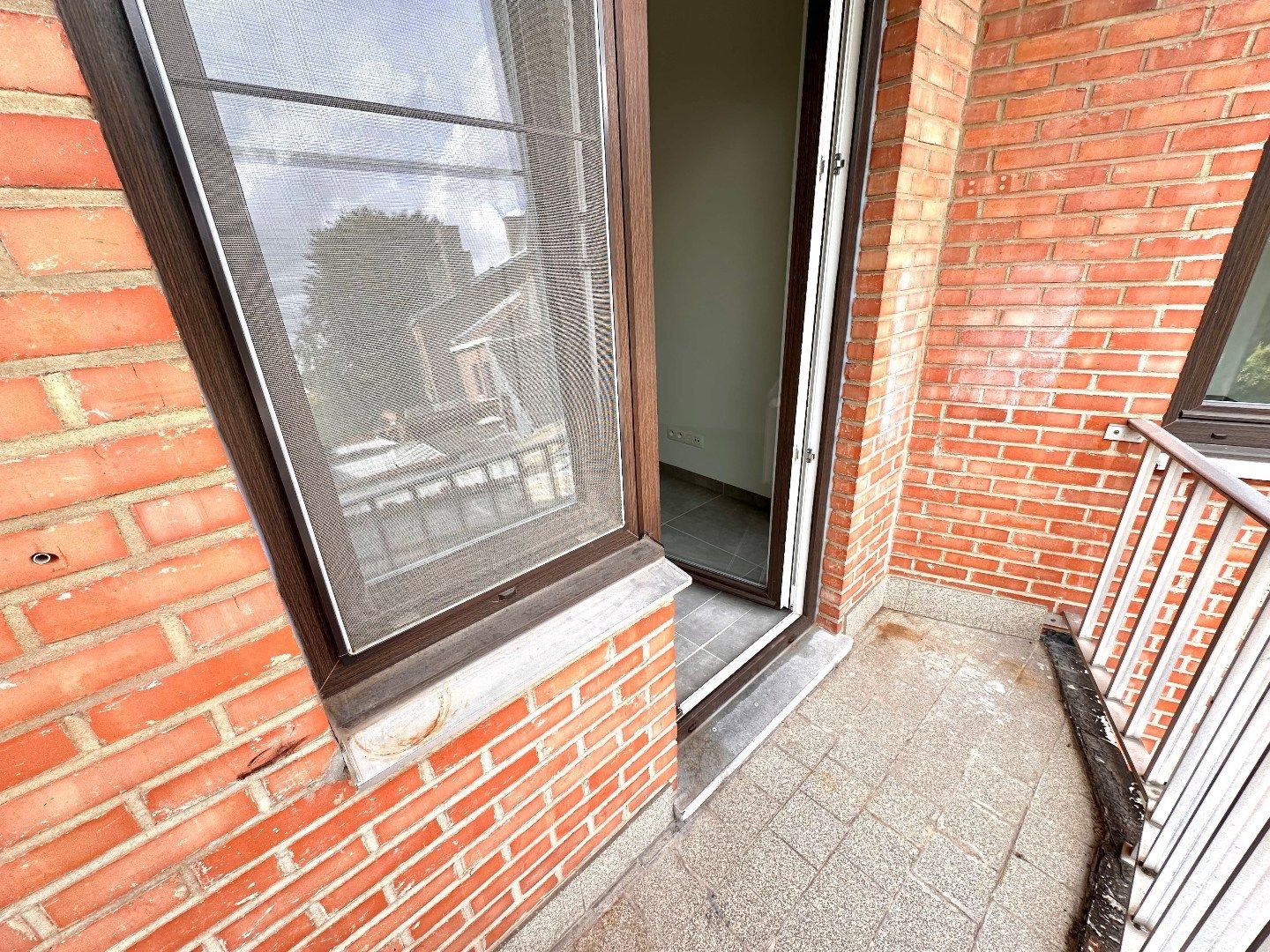 Gerenoveerd appartement gelegen op een topligging in Tongeren met 2 slaapkamers foto 10