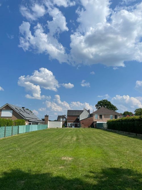 Energiezuinige halfopen bebouwing met grote tuin te huur in Zwalm foto 3