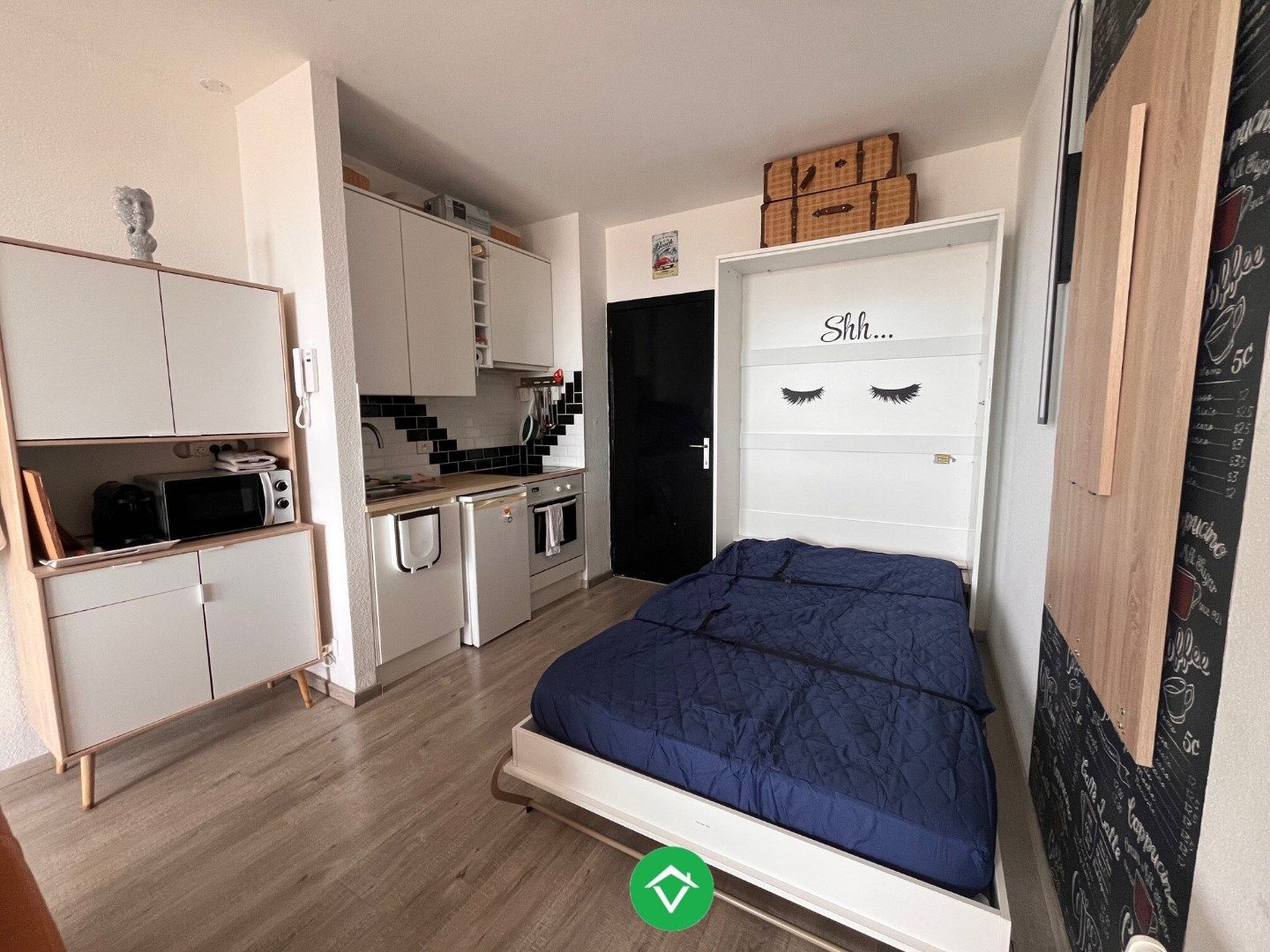 Vernieuwde gelijkvloersstudio met frontaal zeezicht, aan de dijk van Raversijde foto 7