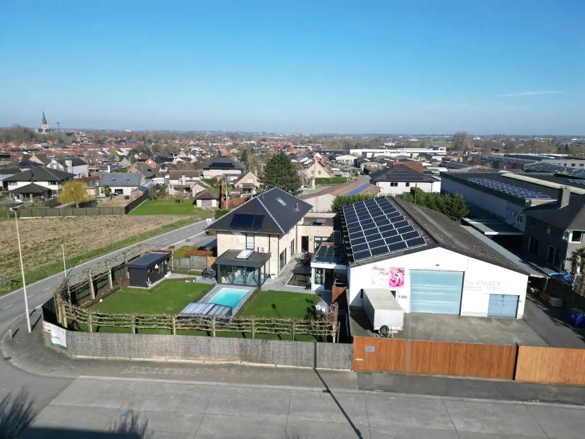 Dadizele – Ruime woning met loods van ca. 400 m², zwembad en bureelruimte foto 53