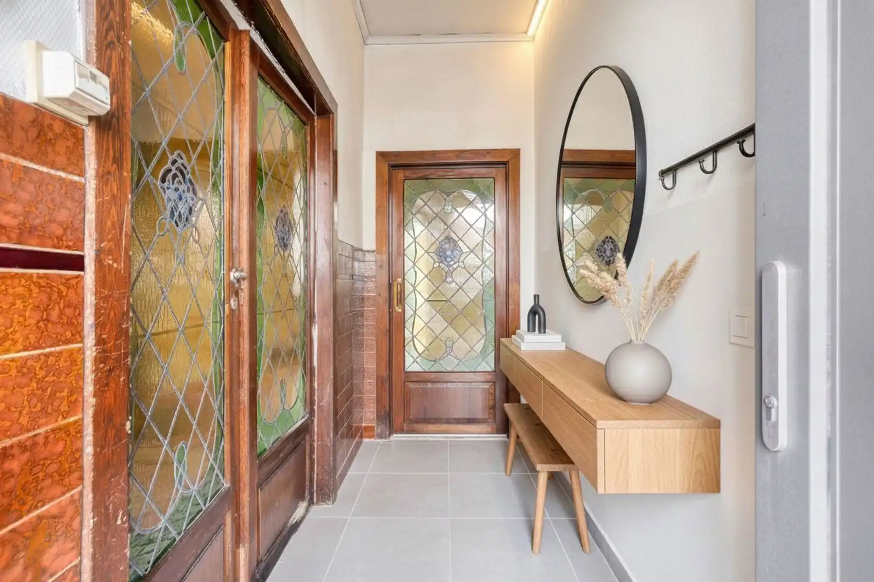 Hoofdfoto van de publicatie: Te renoveren starterswoning  in Mechelen