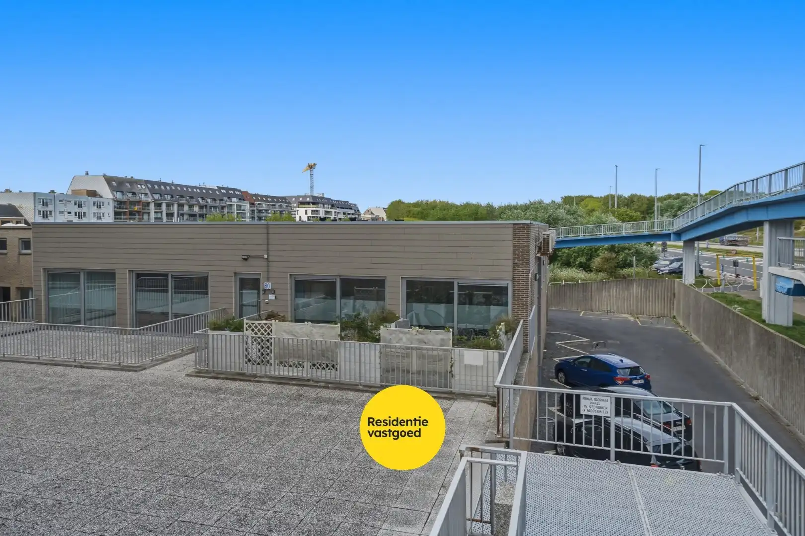 Instapklaar appartement met groot terras in Bredene - vlak bij de zee foto 27